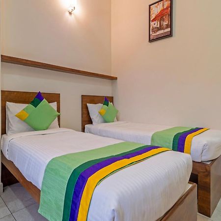 Itsy Hotels Avani Stays, Vyttila, Kochi ภายนอก รูปภาพ