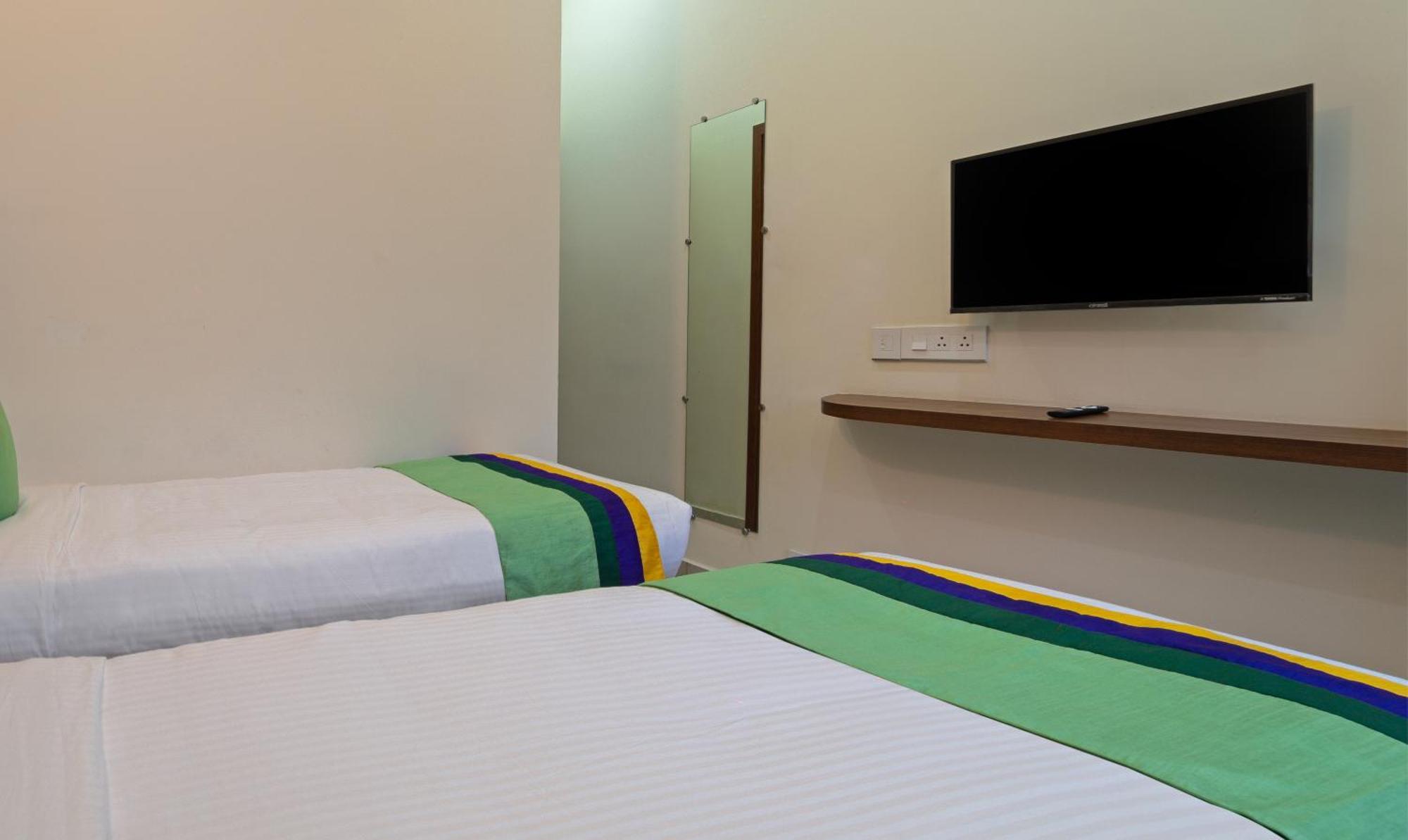 Itsy Hotels Avani Stays, Vyttila, Kochi ภายนอก รูปภาพ