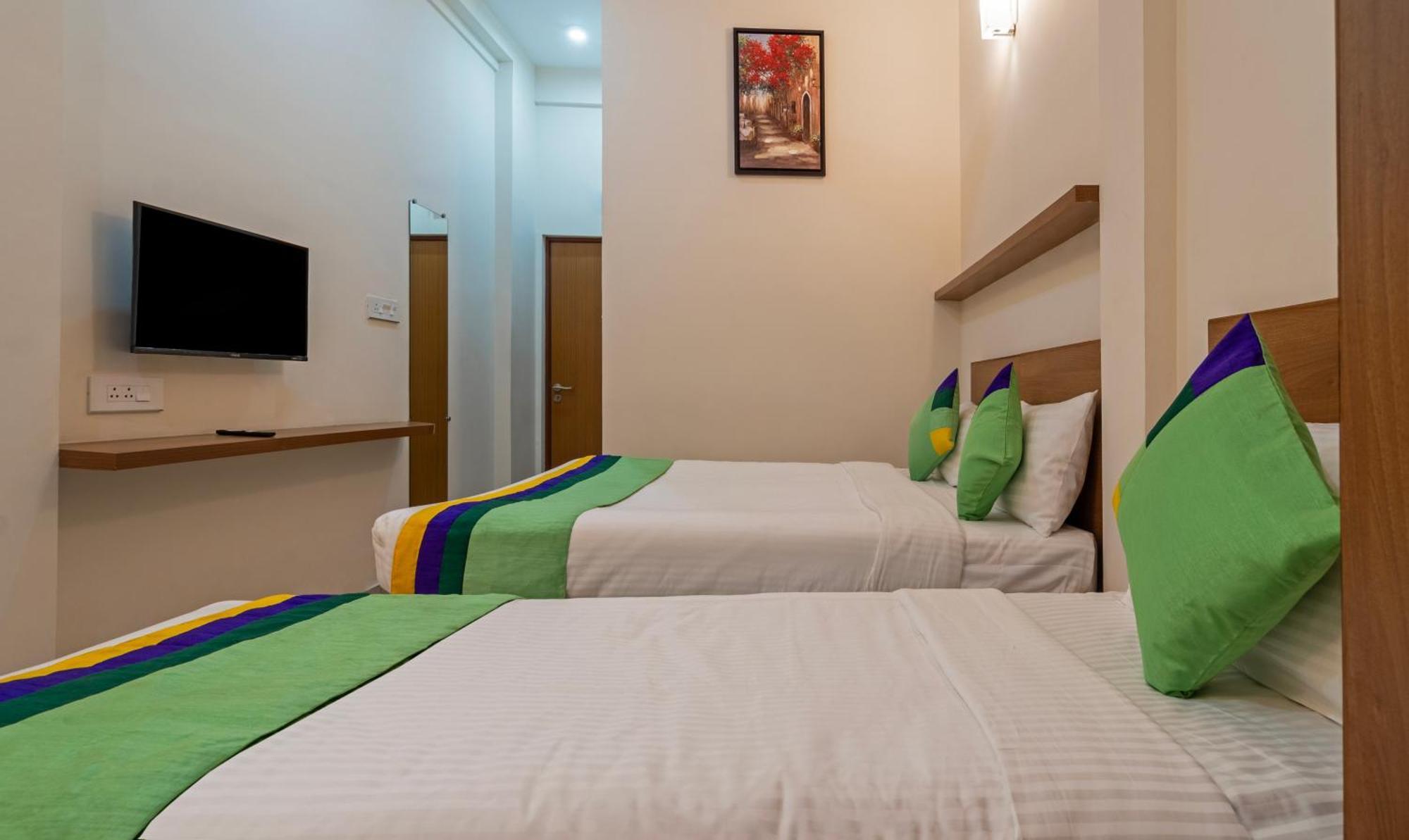 Itsy Hotels Avani Stays, Vyttila, Kochi ภายนอก รูปภาพ