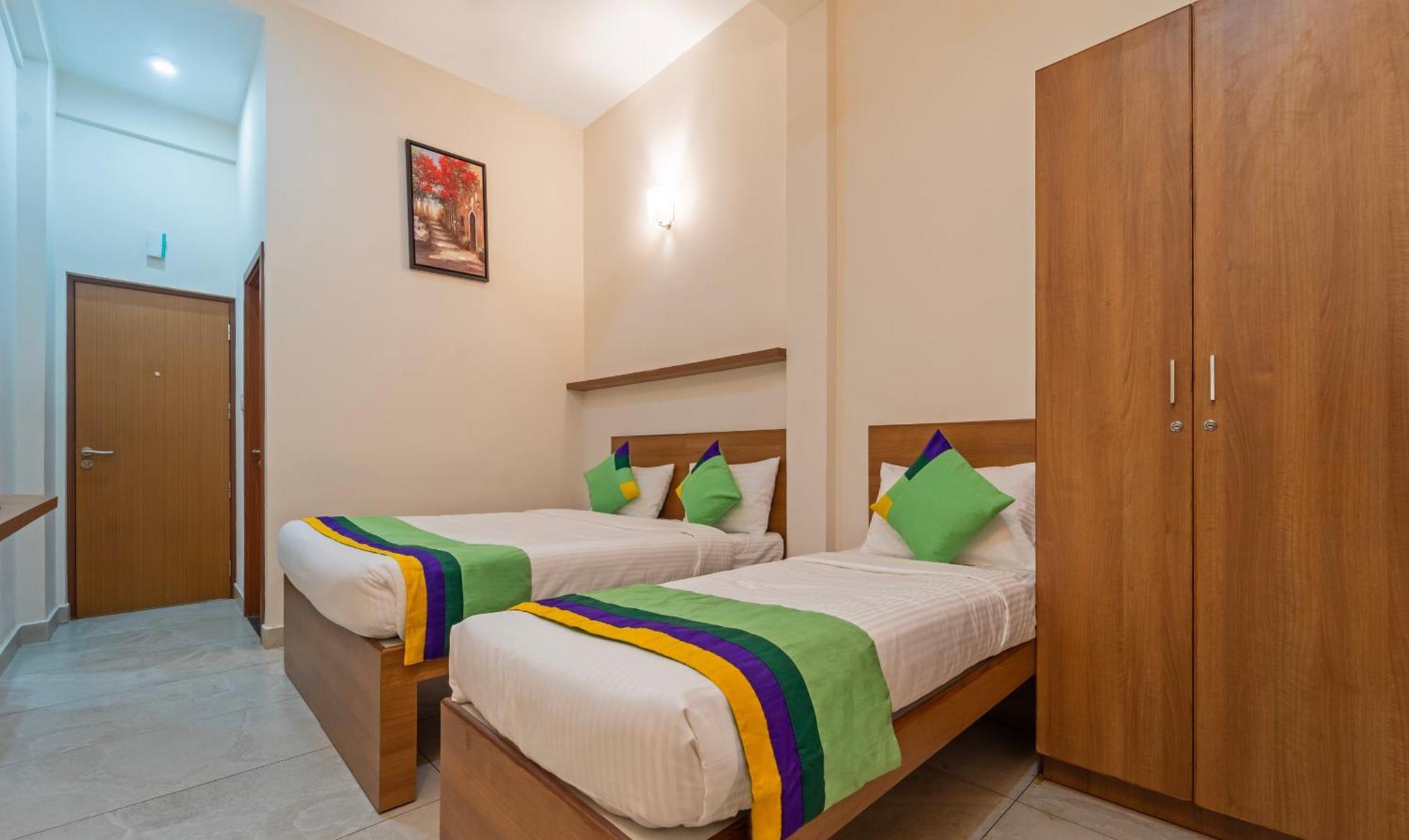 Itsy Hotels Avani Stays, Vyttila, Kochi ภายนอก รูปภาพ